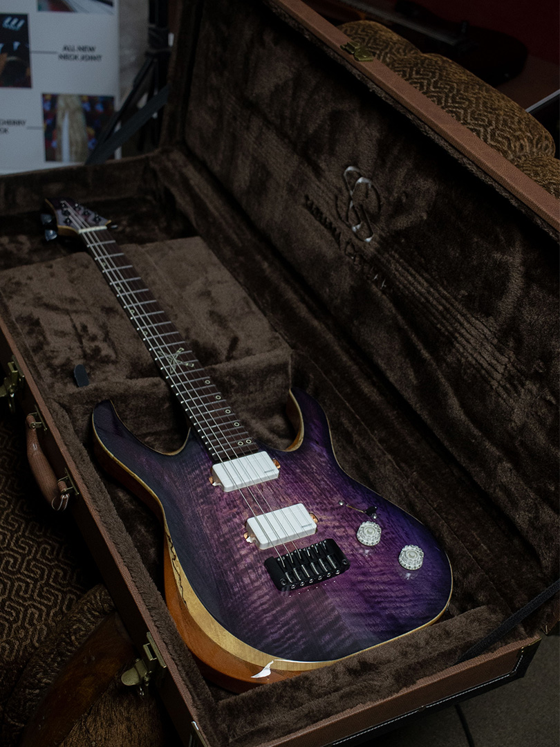 "Pro Series" Amethyst Burst Baaz
