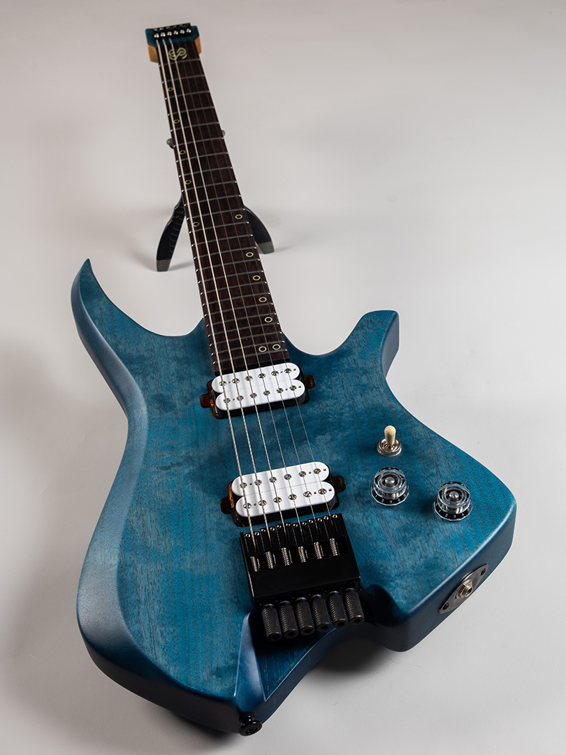 **Standard Series** Rara Blue Sarus
